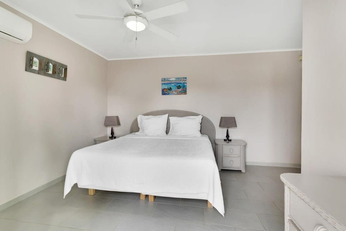 Belmar Oceanfront Apartment 14 Divers Paradise คราเลนไดค์ ภายนอก รูปภาพ
